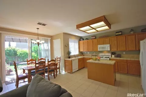 4620 Lucinda Ave, Keyes, CA 95328 photo 7