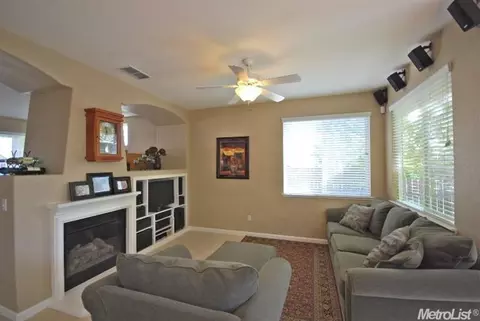 4620 Lucinda Ave, Keyes, CA 95328 photo 8