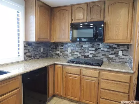 3405 Melgren, Modesto, CA 95356 photo 11