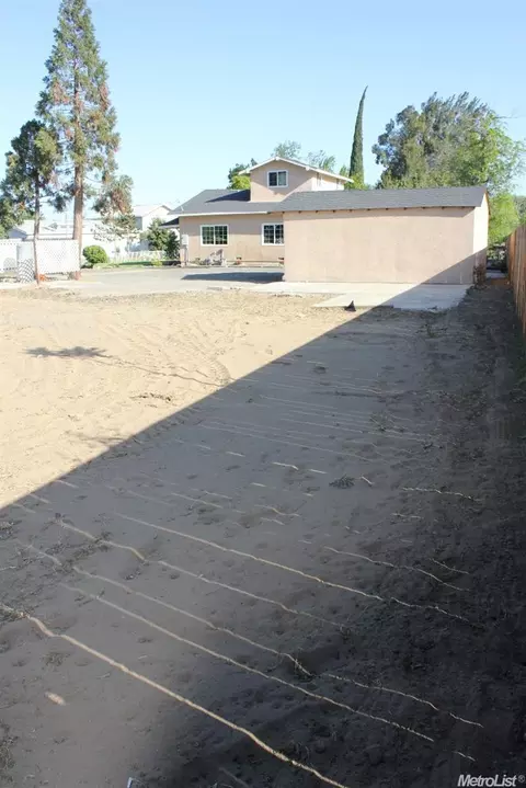 1924 Poland Rd, Modesto, CA 95358 photo 10