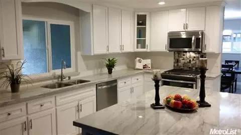 1348 Mcclaren Dr, Carmichael, CA 95608 photo 2