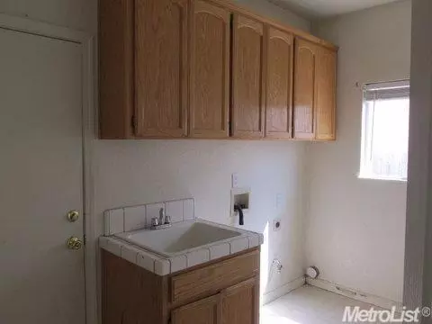2074 Fieldview Dr, Tracy, CA 95377 photo 6