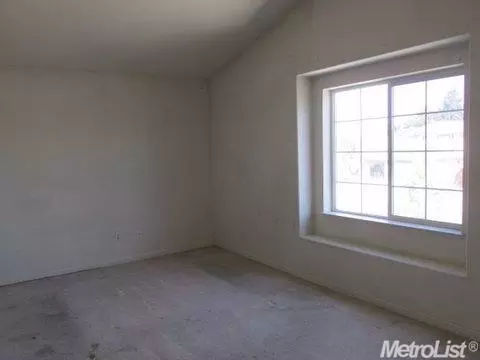 2074 Fieldview Dr, Tracy, CA 95377 photo 11