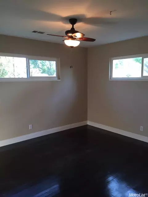217 Ribier Ave, Modesto, CA 95350 photo 4