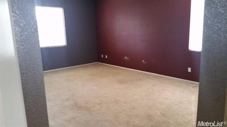636 Skimmer Dr, Patterson, CA 95363 photo 16