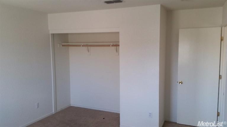 636 Skimmer Dr, Patterson, CA 95363 photo 13