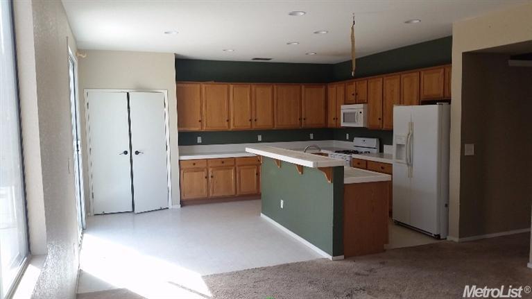 636 Skimmer Dr, Patterson, CA 95363 photo 6