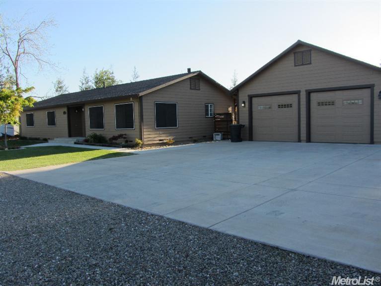 1624 Grimes Ave, Modesto, CA 95358 photo 1