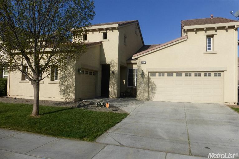 3109 Knightsbridge Dr, Modesto, CA 95355 photo 1