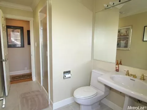807 S Main St, Manteca, CA 95337 photo 11