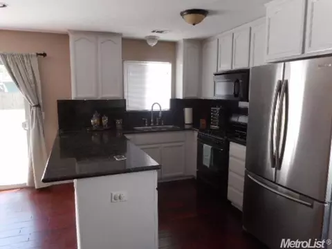 3728 Whitfield Way, Modesto, CA 95356 photo 4