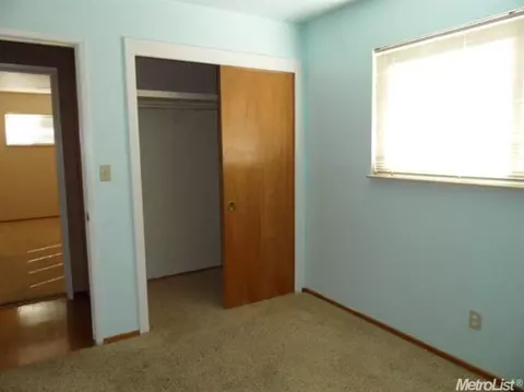 1136 E Alameda St, Manteca, CA 95336 photo 10
