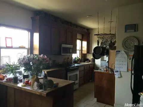 1310 O St, Lathrop, CA 95330 photo 12