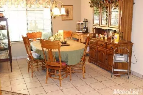 2454 Brookdale Dr, Merced, CA 95340 photo 4