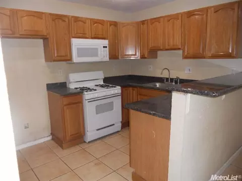 1649 Tonilane, Modesto, CA 95351 photo 12