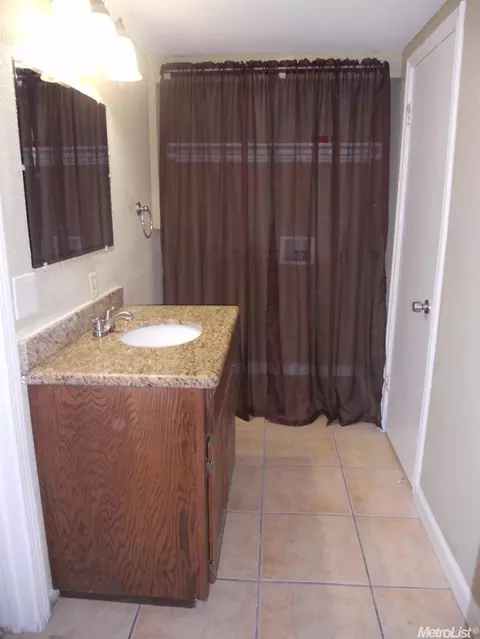 1649 Tonilane, Modesto, CA 95351 photo 11