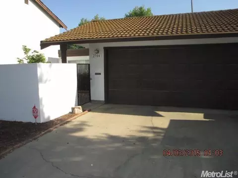 2704 El Pasado Dr, Modesto, CA 95354 photo 1