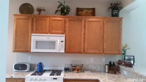 111 Farham Dr, Folsom, CA 95630 photo 5