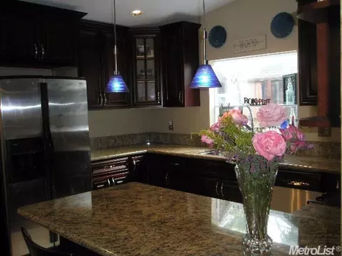 9220 Pershing Ave, Orangevale, CA 95662 photo 2