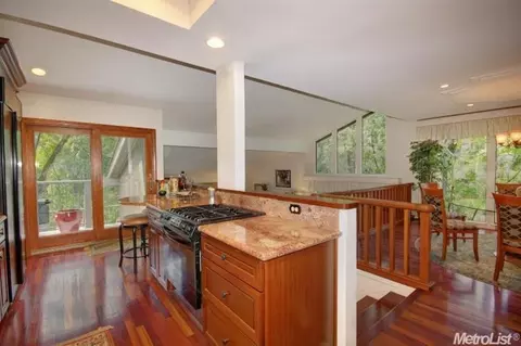 27 Covered Bridge Rd, Carmichael, CA 95608 photo 10