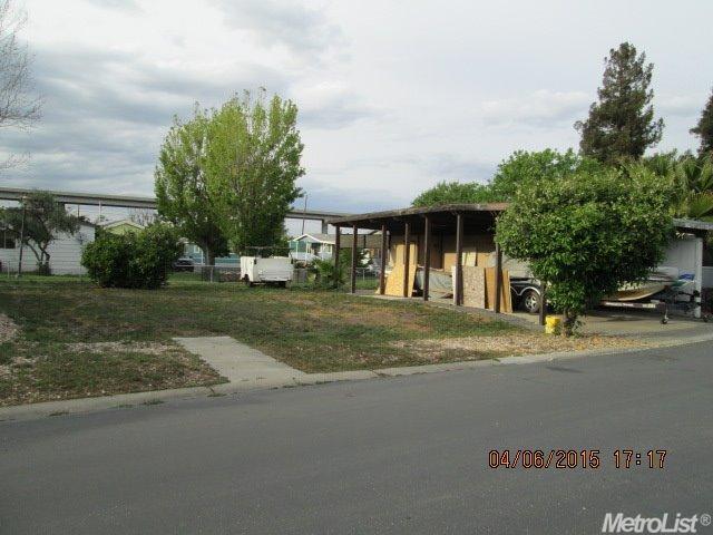 8 Softwind Dr, Lodi, CA 95242 photo 1