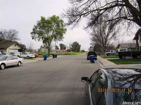 573 Clover Ave, Patterson, CA 95363 photo 19