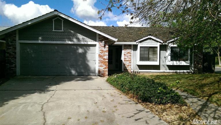 4041 Gagos Dr, Modesto, CA 95356 photo 3
