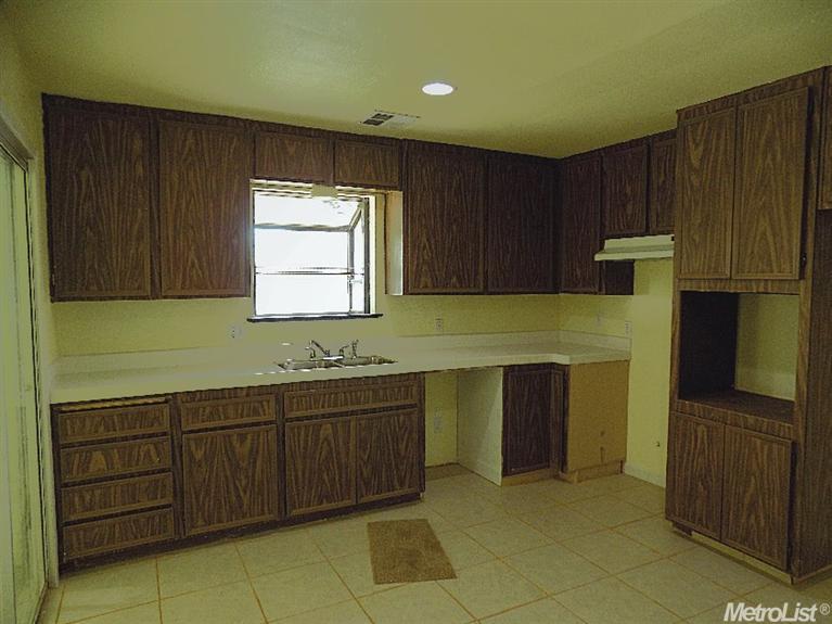 2516 5th, Ceres, CA 95307 photo 6