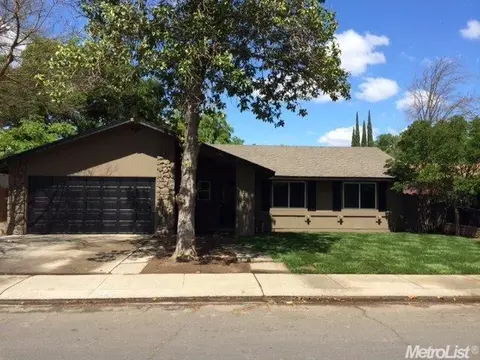2825 Sapphire Dr, Modesto, CA 95355 photo 1