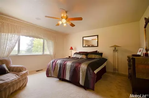 241 Nebraska Ave, Modesto, CA 95358 photo 17