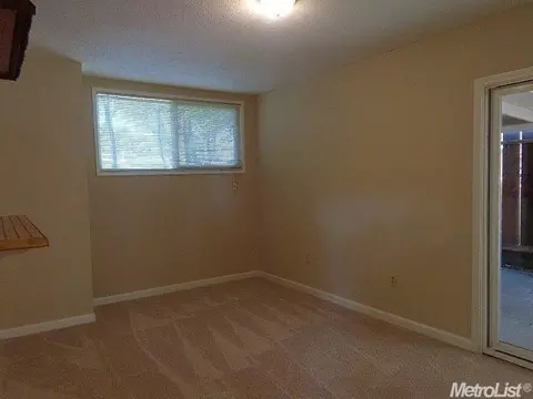 208 Emerson Ave, Modesto, CA 95350 photo 14