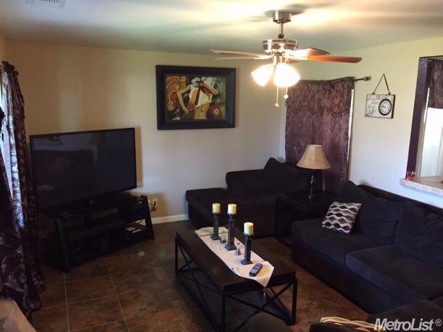 2595 Mcelvaney Ave, Merced, CA 95341 photo 3