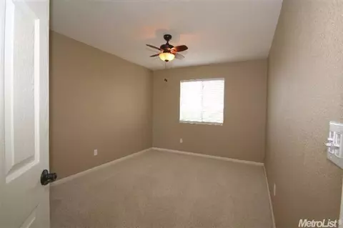 321 Mette Ct, Folsom, CA 95630 photo 15