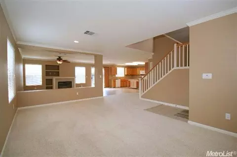 321 Mette Ct, Folsom, CA 95630 photo 4