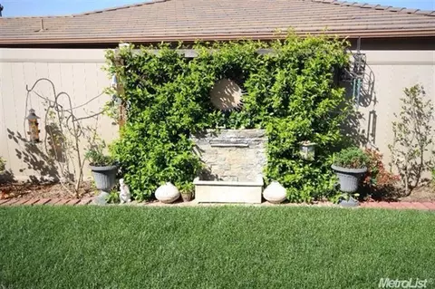 2377 Shadow Berry Dr, Manteca, CA 95336 photo 22