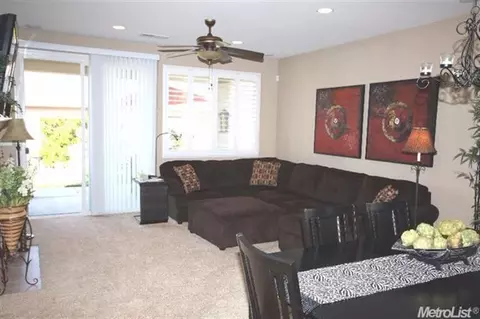 2377 Shadow Berry Dr, Manteca, CA 95336 photo 8