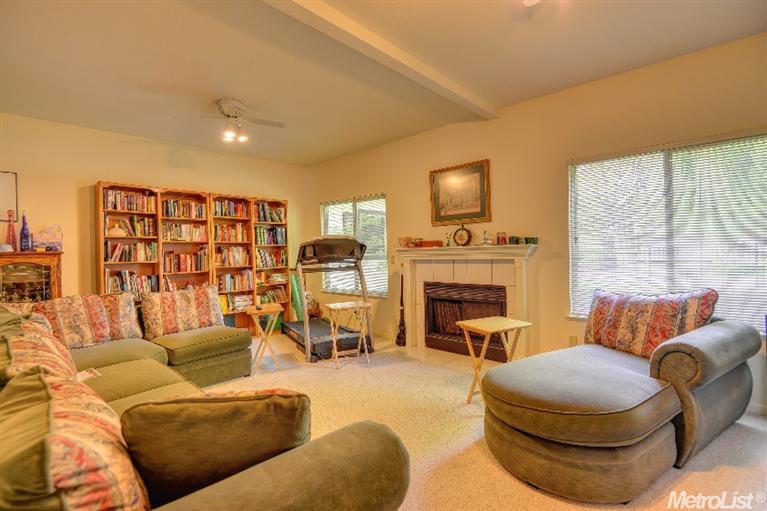 3604 Azell Rd, Carmichael, CA 95608 photo 11