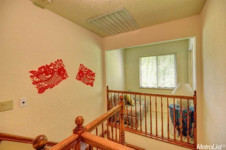 3604 Azell Rd, Carmichael, CA 95608 photo 16