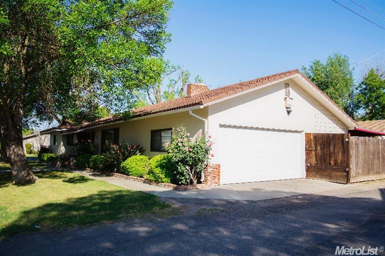 1101 Multnomah Dr, Modesto, CA 95350 photo 2