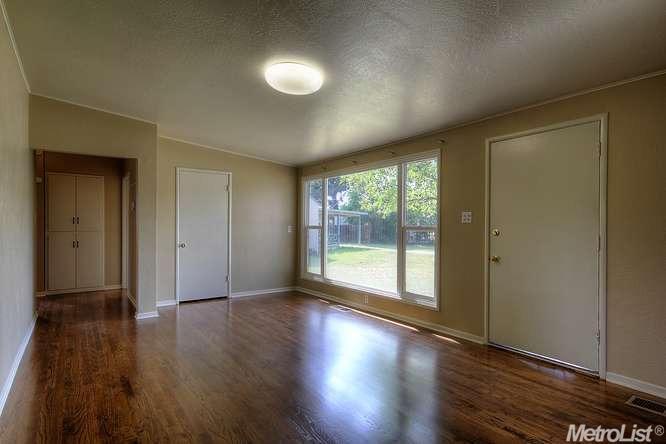 914 Elmo Ct, Manteca, CA 95336 photo 3
