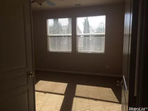 1011 Saint Moritz Ln, Manteca, CA 95337 photo 13