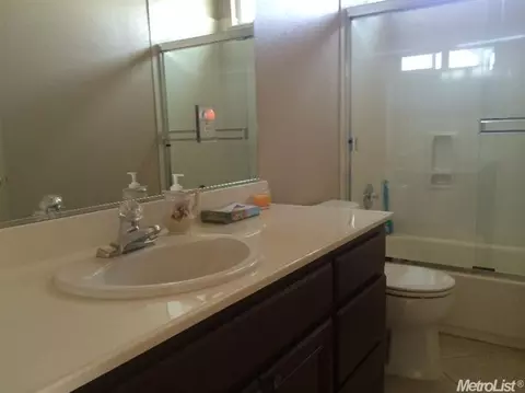 1011 Saint Moritz Ln, Manteca, CA 95337 photo 11