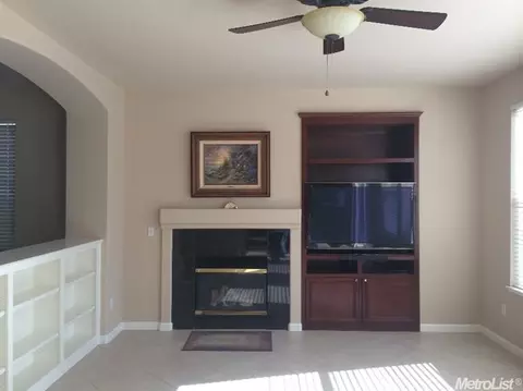 1011 Saint Moritz Ln, Manteca, CA 95337 photo 7
