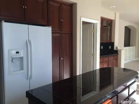 1011 Saint Moritz Ln, Manteca, CA 95337 photo 6