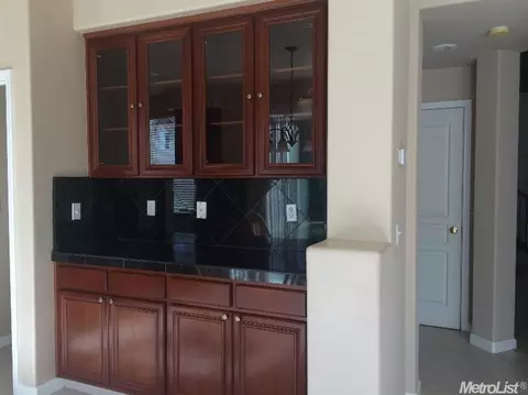 1011 Saint Moritz Ln, Manteca, CA 95337 photo 5