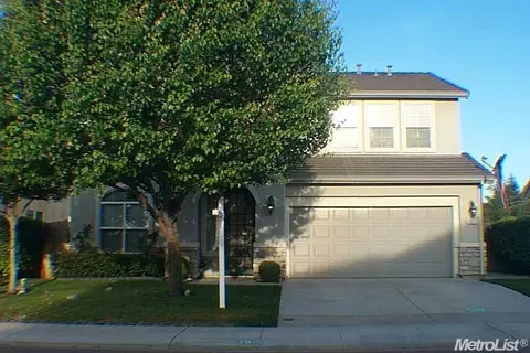 1011 Saint Moritz Ln, Manteca, CA 95337 photo 1
