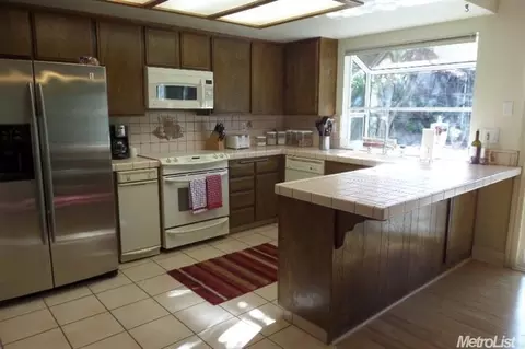 6501 Skyview Dr, Orangevale, CA 95662 photo 2