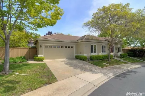 363 Caples Dr, Folsom, CA 95630 photo 2