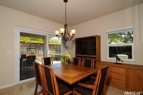 363 Caples Dr, Folsom, CA 95630 photo 9