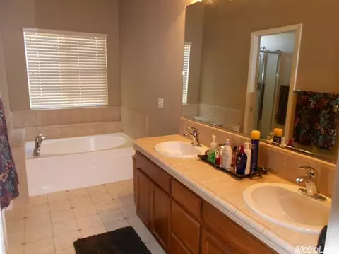 6325 Leaflet Ln, Hughson, CA 95326 photo 10